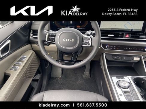 New 2026 Kia Carnival LXS FWD image 11