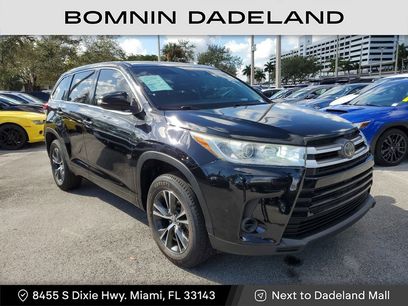 Used 2018 Toyota Highlander LE