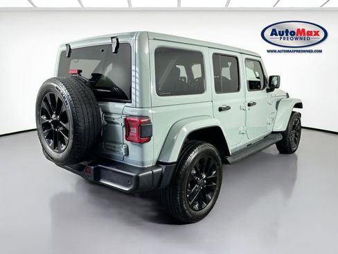 Used 2024 Jeep Wrangler Unlimited Sahara w/ Technology Group image 2