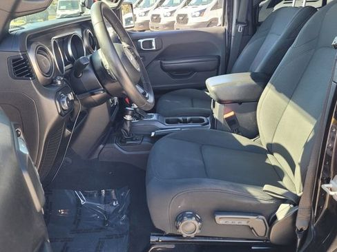 Used 2019 Jeep Wrangler Unlimited Sport S image 15