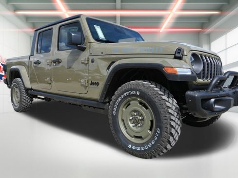 New 2026 Jeep Gladiator Willys image 4