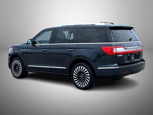 Used 2021 Lincoln Navigator Black Label w/ Cargo Convenience Package AWD/4WD image 7
