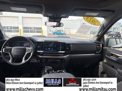 Used 2023 Chevrolet Silverado 1500 LT Trail Boss w/ Convenience Package II AWD/4WD image 23