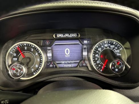 Used 2021 RAM 1500 Laramie w/ Sport Appearance Package AWD/4WD image 29