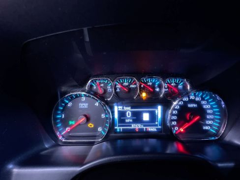 Used 2018 Chevrolet Silverado 1500 LT w/ All Star Edition image 21