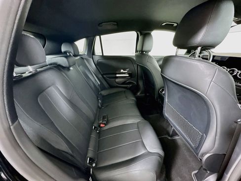 Certified 2025 Mercedes-Benz GLA 250 image 25