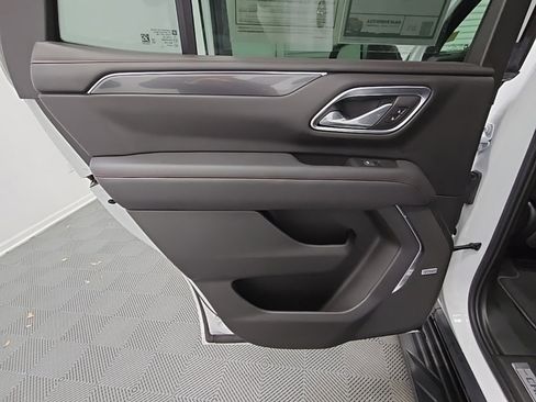 Used 2023 Chevrolet Tahoe RST w/ Luxury Package image 35