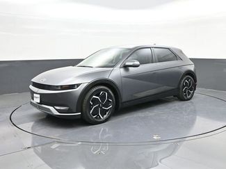 Used 2024 Hyundai Ioniq 5 SEL video 1