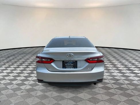 Used 2021 Toyota Camry LE AWD/4WD image 6