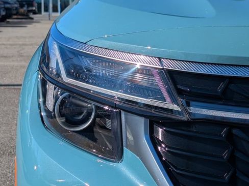 Used 2024 Kia Seltos EX image 10