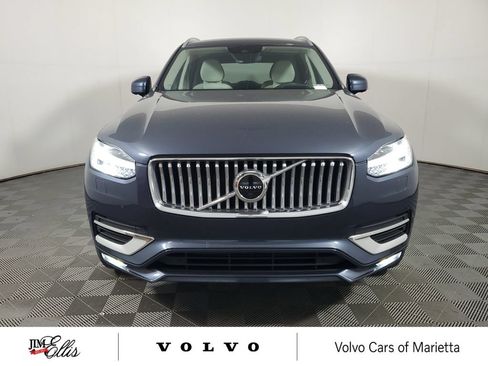 Used 2022 Volvo XC90 T6 Inscription w/ Advanced Package AWD/4WD image 2