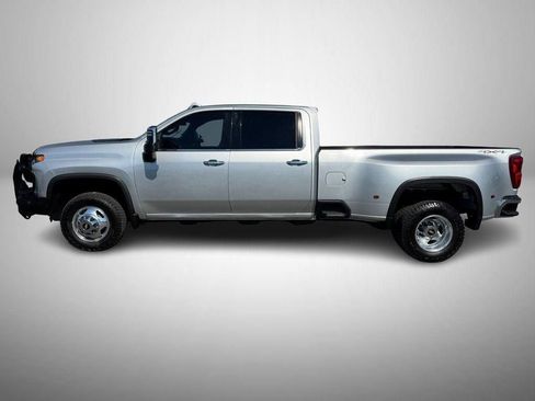 Used 2022 Chevrolet Silverado 3500 LTZ w/ LTZ Texas Edition AWD/4WD image 6