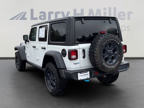 Used 2023 Jeep Wrangler Unlimited w/ Cold Weather Group AWD/4WD image 4