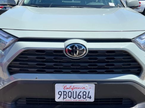 Used 2022 Toyota RAV4 XLE w/ Convenience Package AWD/4WD image 12