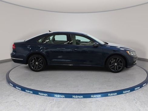Used 2019 Volkswagen Passat 2.0T Wolfsburg FWD image 5