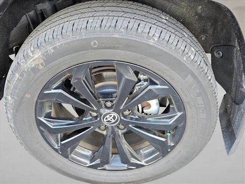 Used 2024 Toyota RAV4 SE AWD/4WD image 6