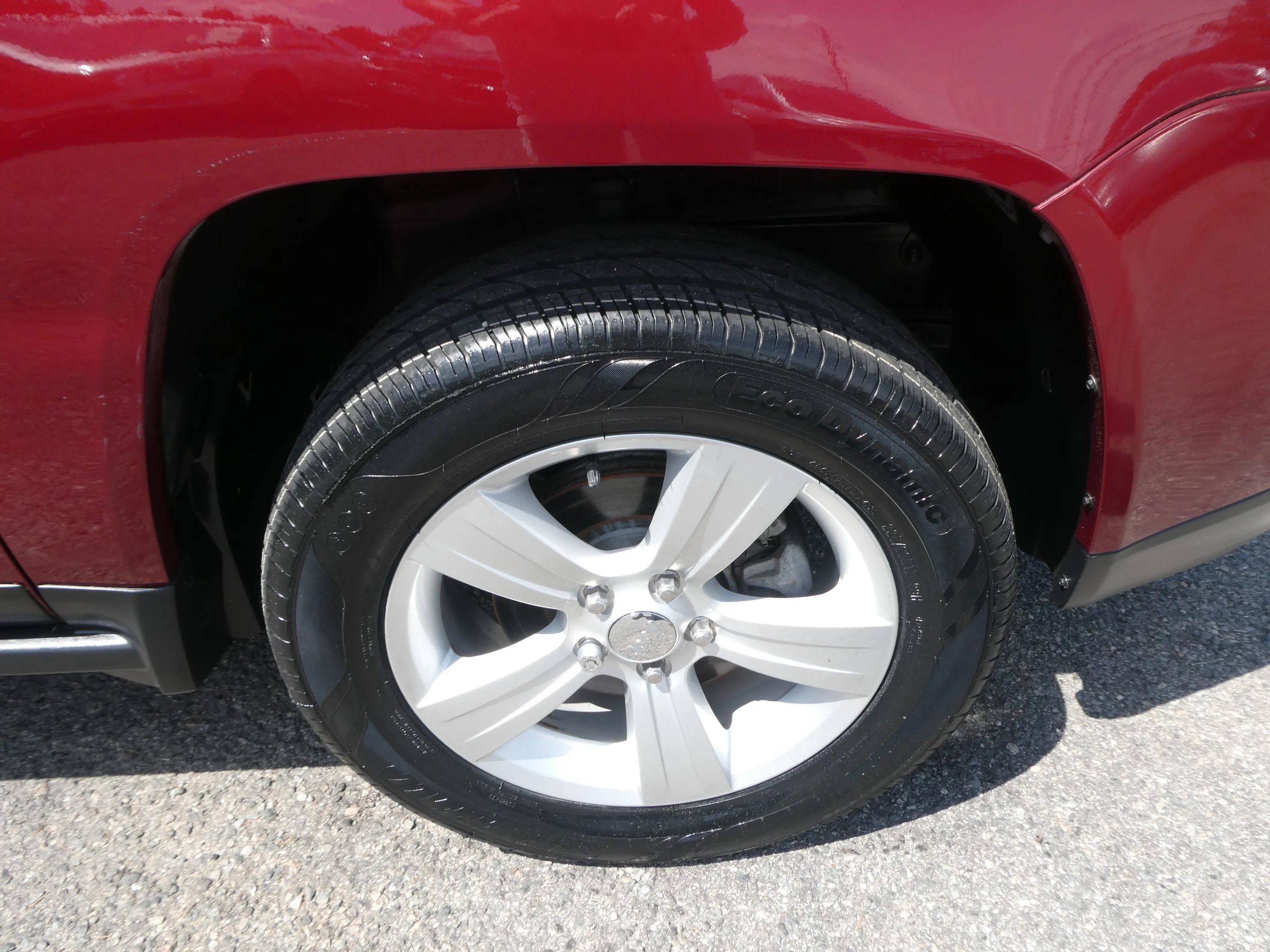 Used 2015 Jeep Compass Sport w/ Power Value Group FWD image 28