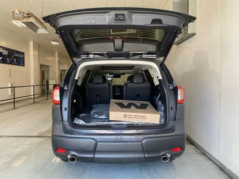 New 2026 Subaru Ascent Touring AWD/4WD image 7
