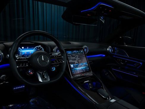 Used 2022 Mercedes-Benz SL 63 AMG 4MATIC image 17