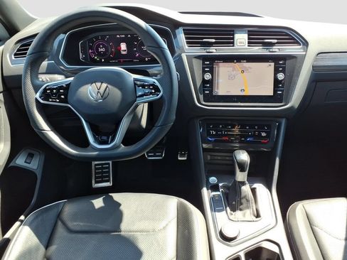 Used 2022 Volkswagen Tiguan SEL R-Line AWD/4WD image 11
