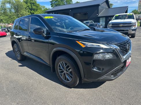 Used 2021 Nissan Rogue S FWD image 1