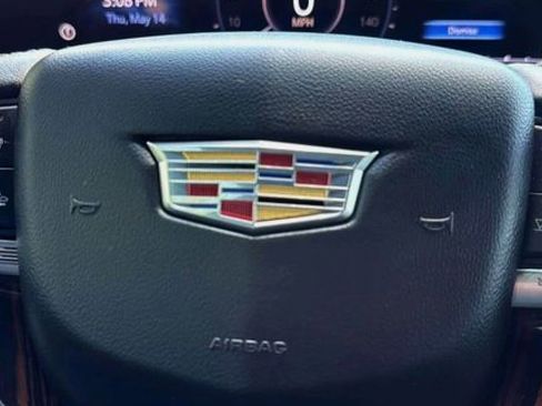 Used 2021 Cadillac Escalade Premium Luxury w/ Driver Assist Tech Package AWD/4WD image 11