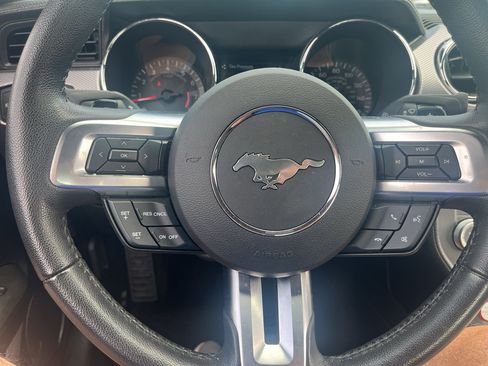 Used 2016 Ford Mustang GT RWD image 23