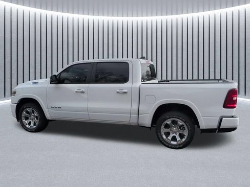 New 2026 RAM 1500 Big Horn AWD/4WD image 14
