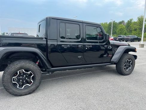 Used 2020 Jeep Gladiator Rubicon w/ Advanced Safety Group AWD/4WD image 9