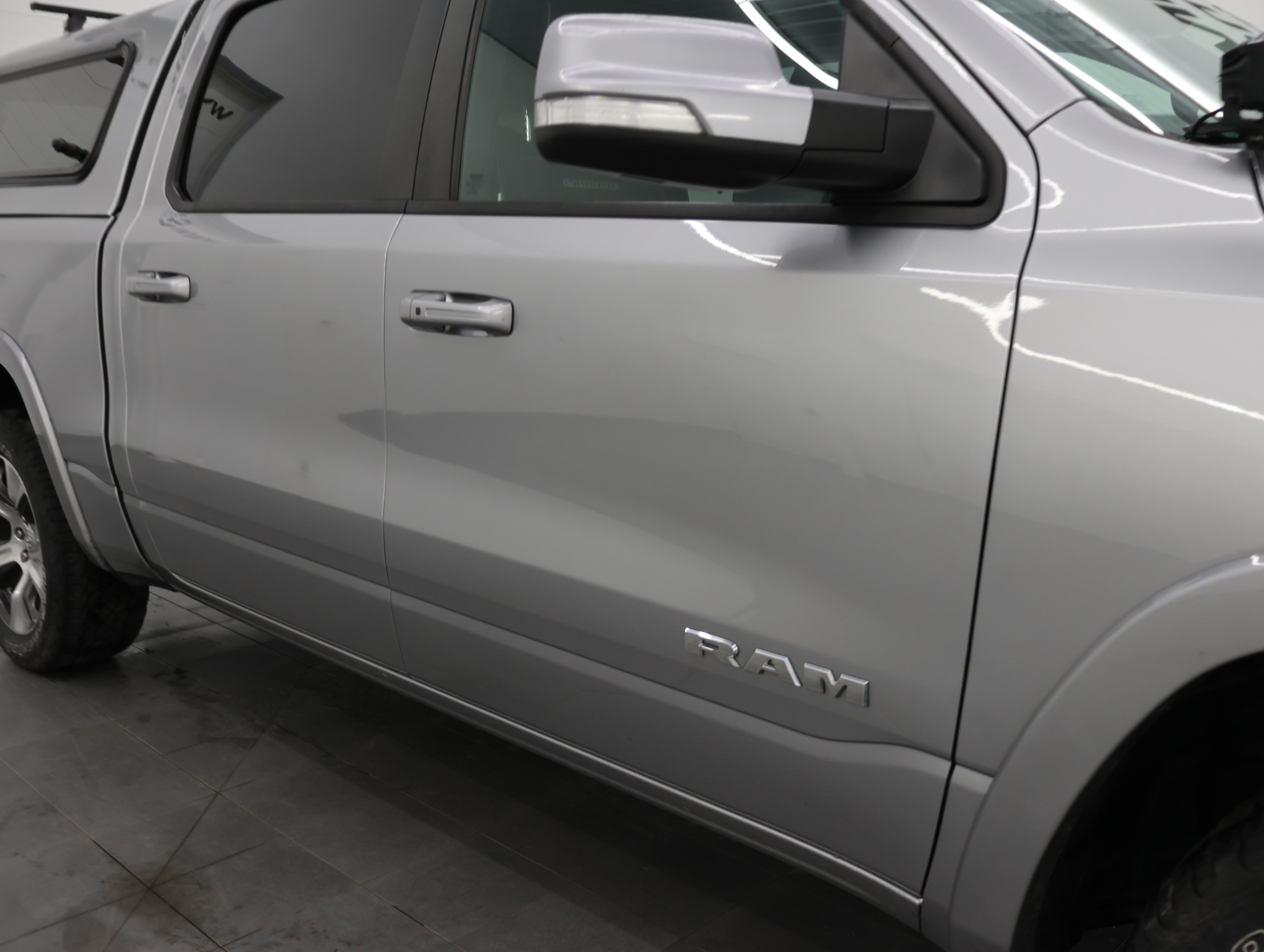 Used 2019 RAM 1500 Laramie w/ Sport Appearance Package AWD/4WD image 23