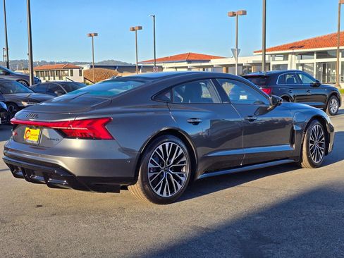 New 2026 Audi S e-tron GT Prestige image 5