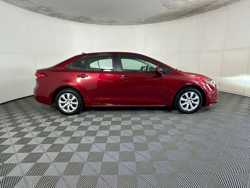 Used 2024 Toyota Corolla LE FWD image 2