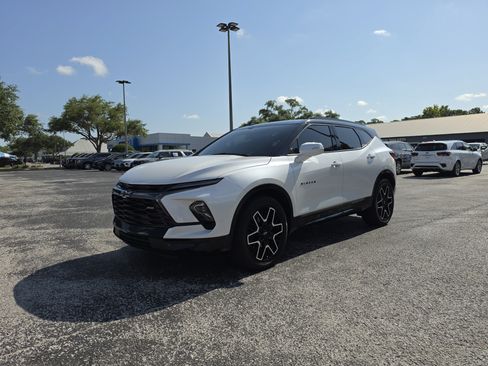 Used 2023 Chevrolet Blazer RS FWD image 11