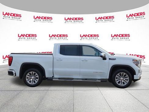 Used 2023 GMC Sierra 1500 Denali AWD/4WD image 2
