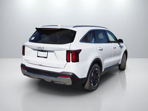 New 2026 Kia Sorento S w/ S Panoramic Sunroof Package FWD image 5