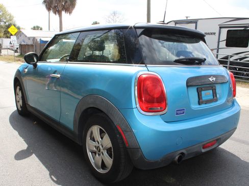 Used 2016 MINI Cooper 2-Door Hardtop image 2