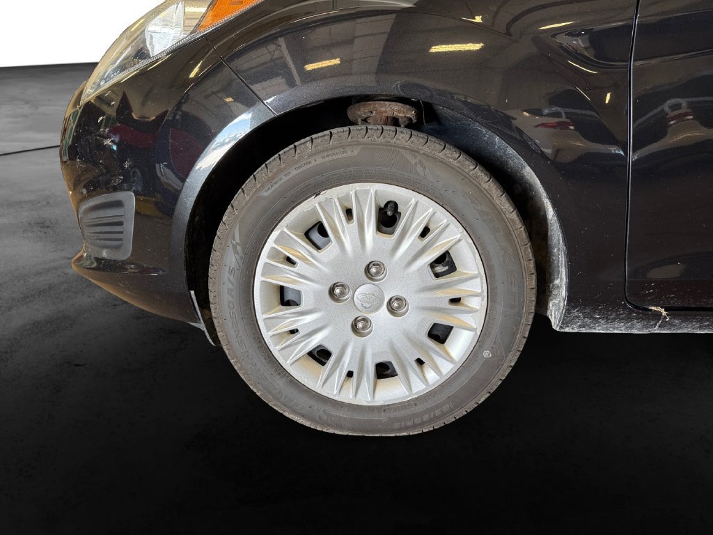 Used 2014 Ford Fiesta S FWD image 10