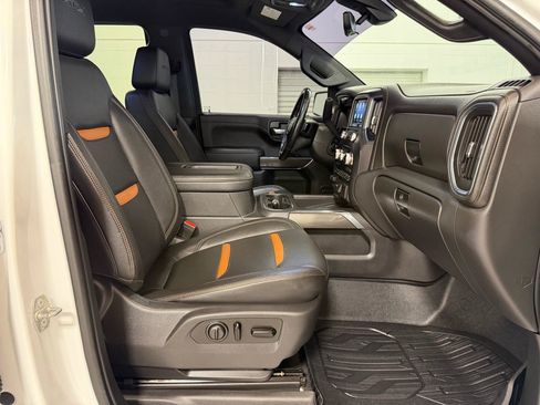 Used 2019 GMC Sierra 1500 AT4 w/ AT4 Premium Package AWD/4WD image 25