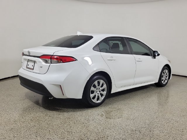 Used 2024 Toyota Corolla LE FWD image 5