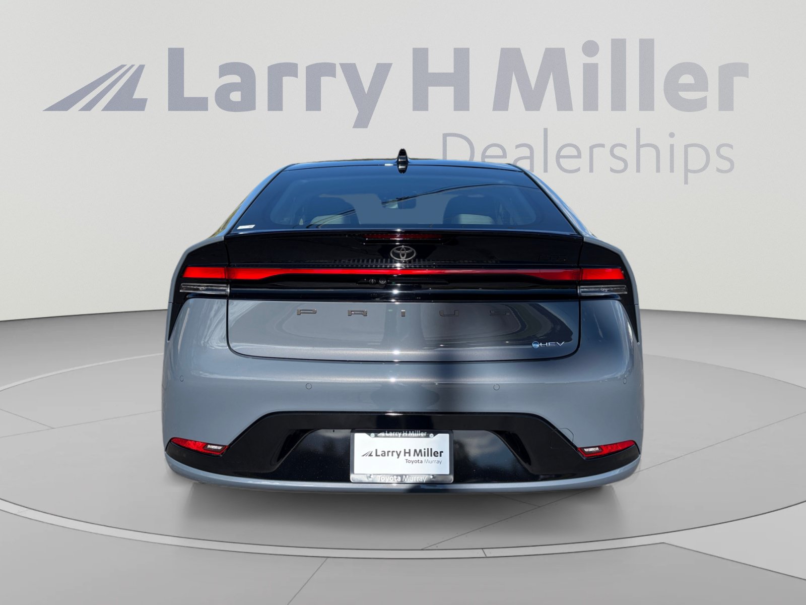 New 2027 Toyota Prius Limited w/ Limited Premium Package FWD image 4