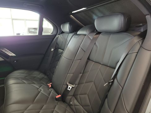 Used 2026 BMW 740i xDrive AWD/4WD image 11