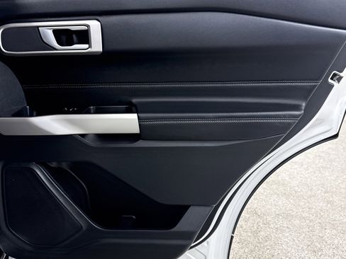 Used 2023 Ford Explorer XLT w/ Equipment Group 202A image 22