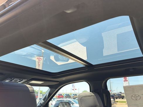 New 2026 Toyota Tundra Limited AWD/4WD image 11