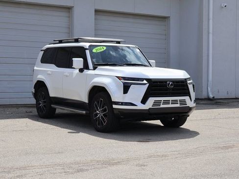 Used 2024 Lexus GX 550 w/ Accessory Package (2T) AWD/4WD image 1
