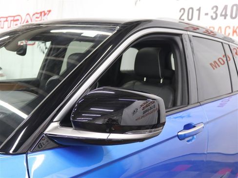 Used 2023 Jeep Grand Cherokee Summit AWD/4WD image 17