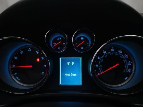 Used 2011 Buick Regal CXL FWD image 2
