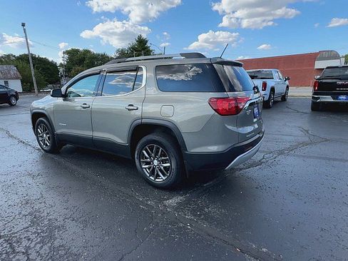 Certified 2019 GMC Acadia SLT image 6