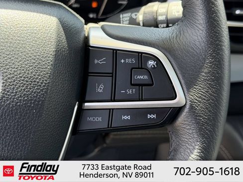 Certified 2026 Toyota Sienna XLE FWD image 24