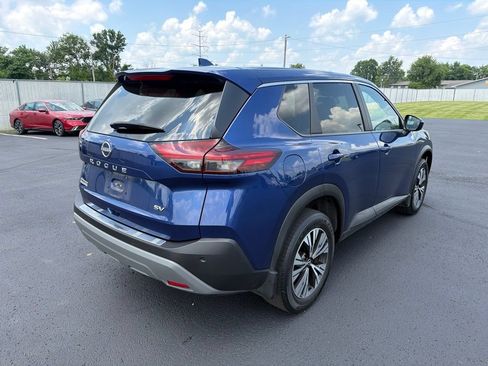 Used 2023 Nissan Rogue SV FWD image 7