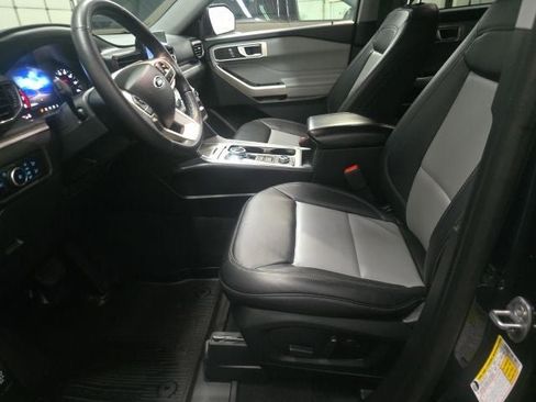 Certified 2023 Ford Explorer XLT w/ Equipment Group 202A AWD/4WD image 16